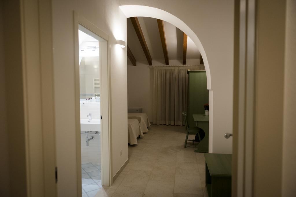 Masseria Martellotta Palagianello Номер фото
